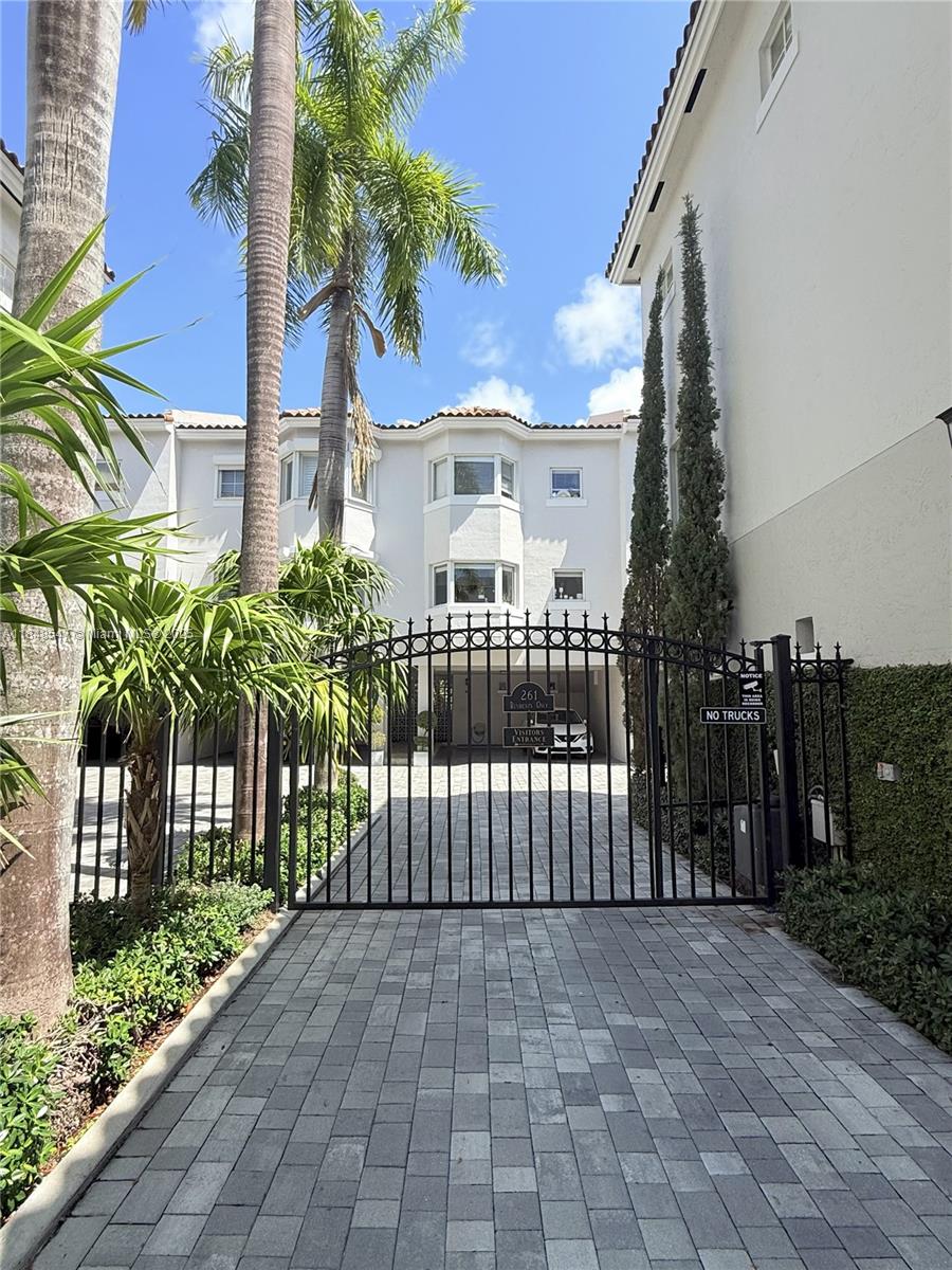 Property photo # 0