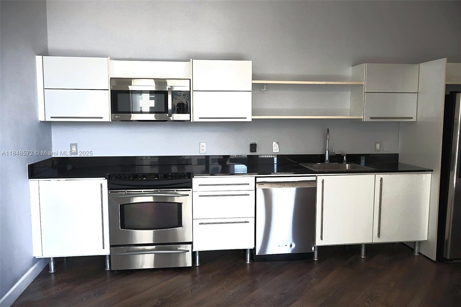 Property photo # 2