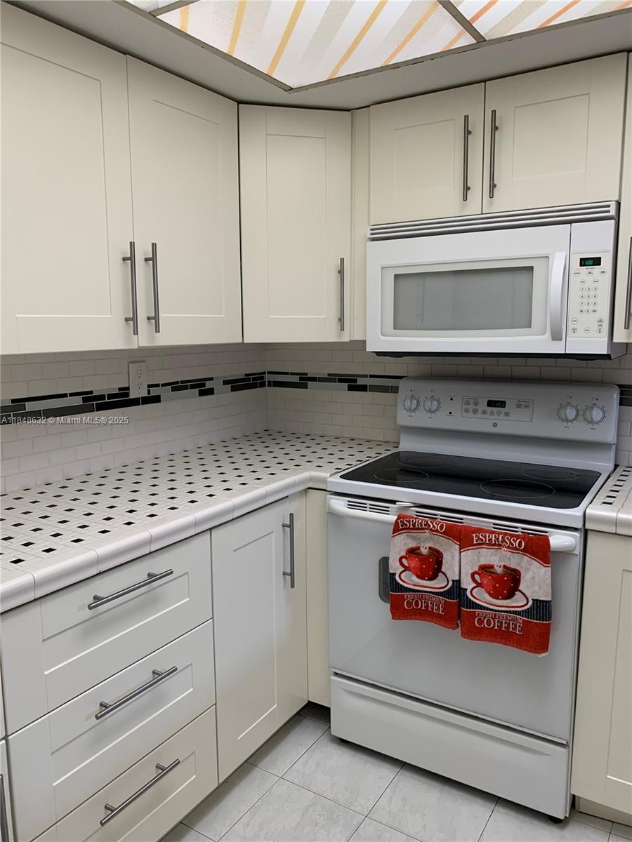 Property photo # 4