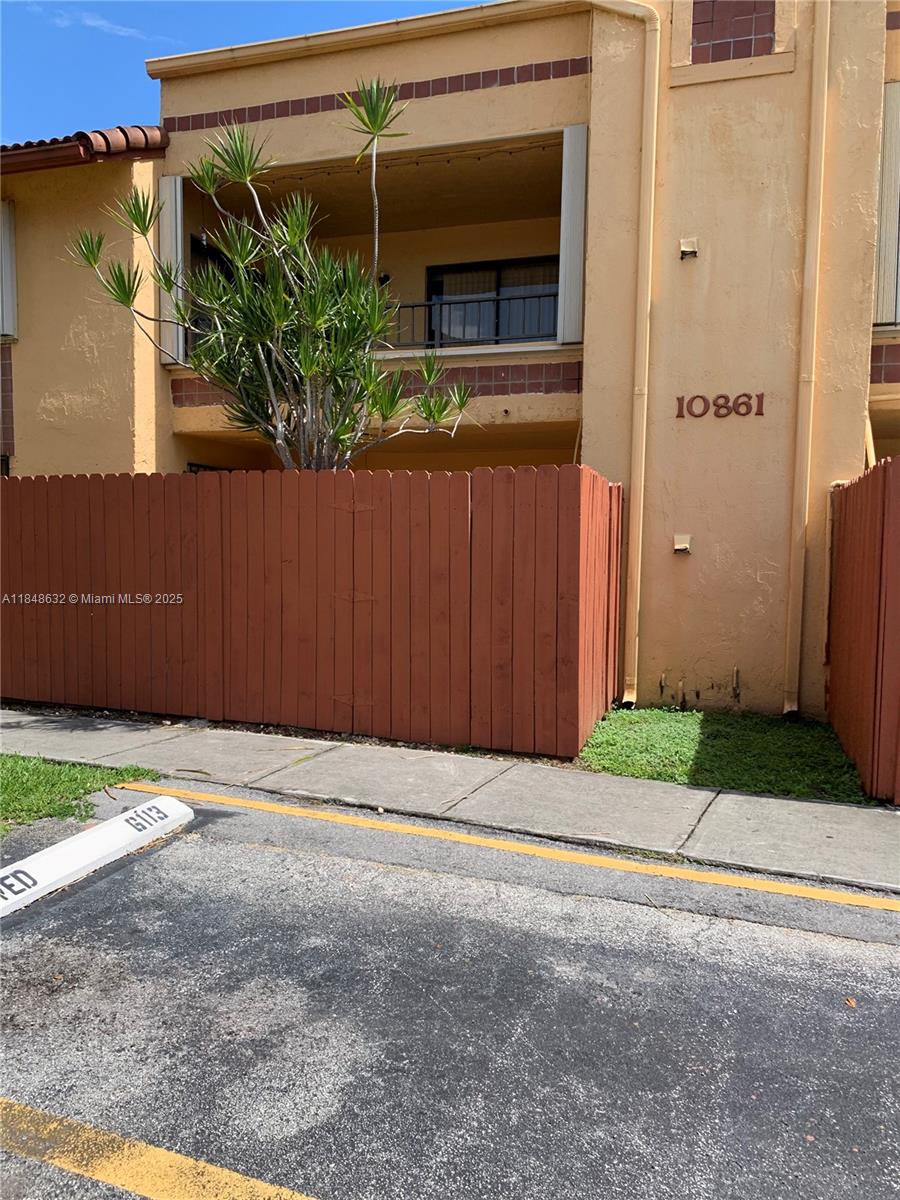 Property photo # 2