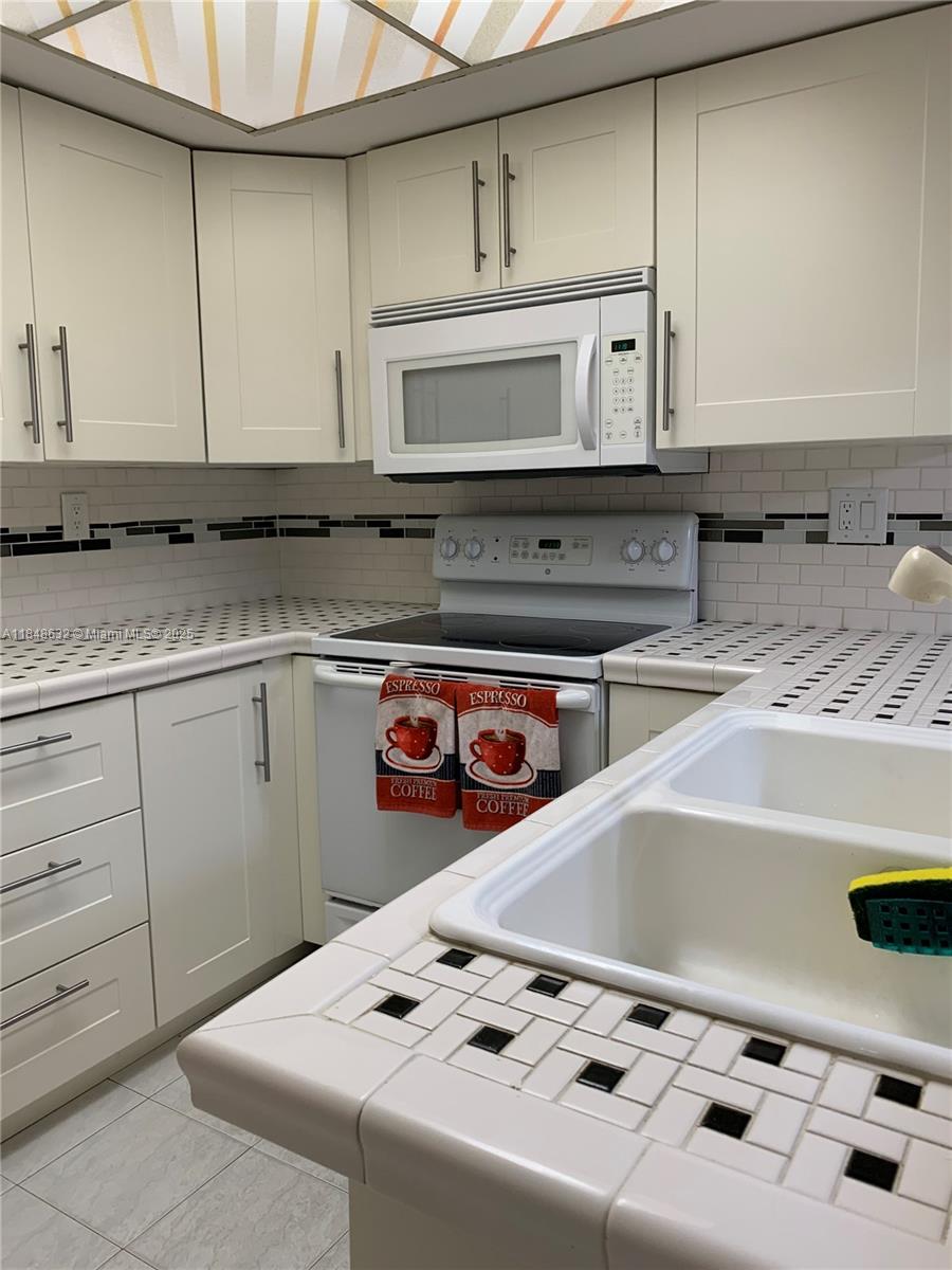 Property photo # 3