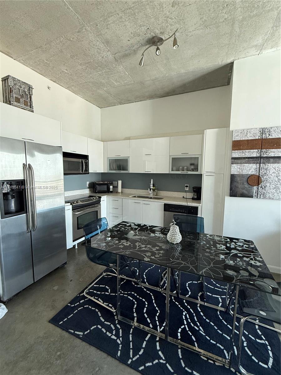 Property photo # 7