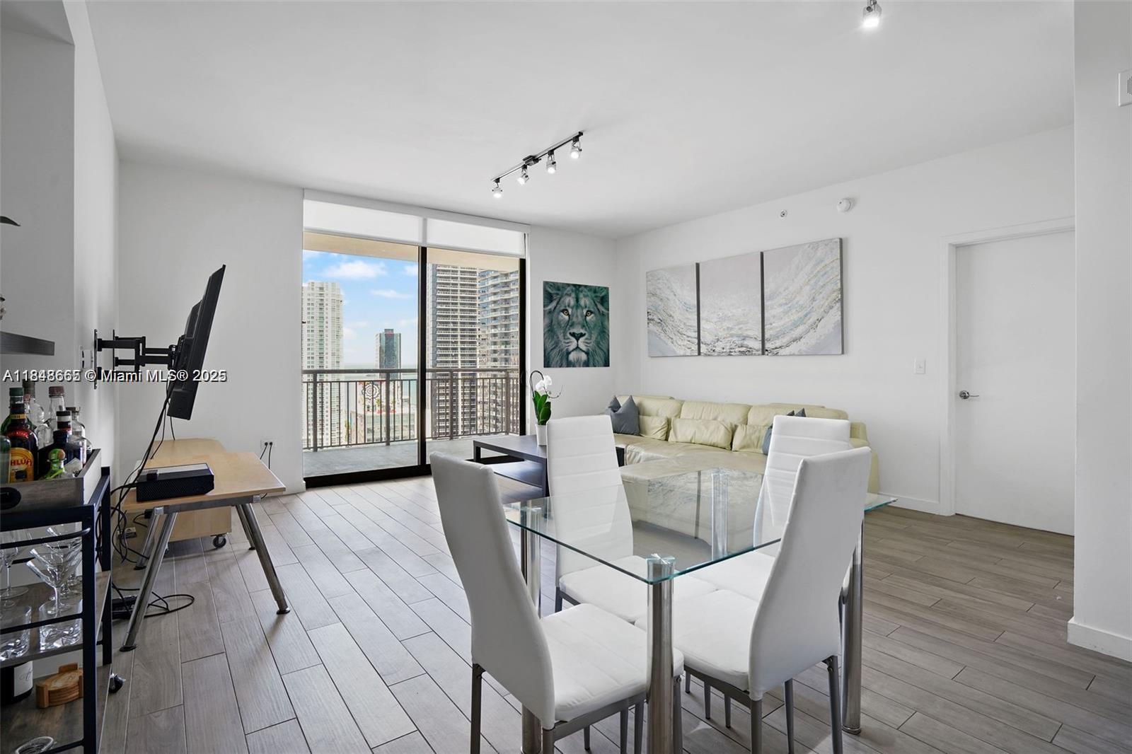 Property photo # 7