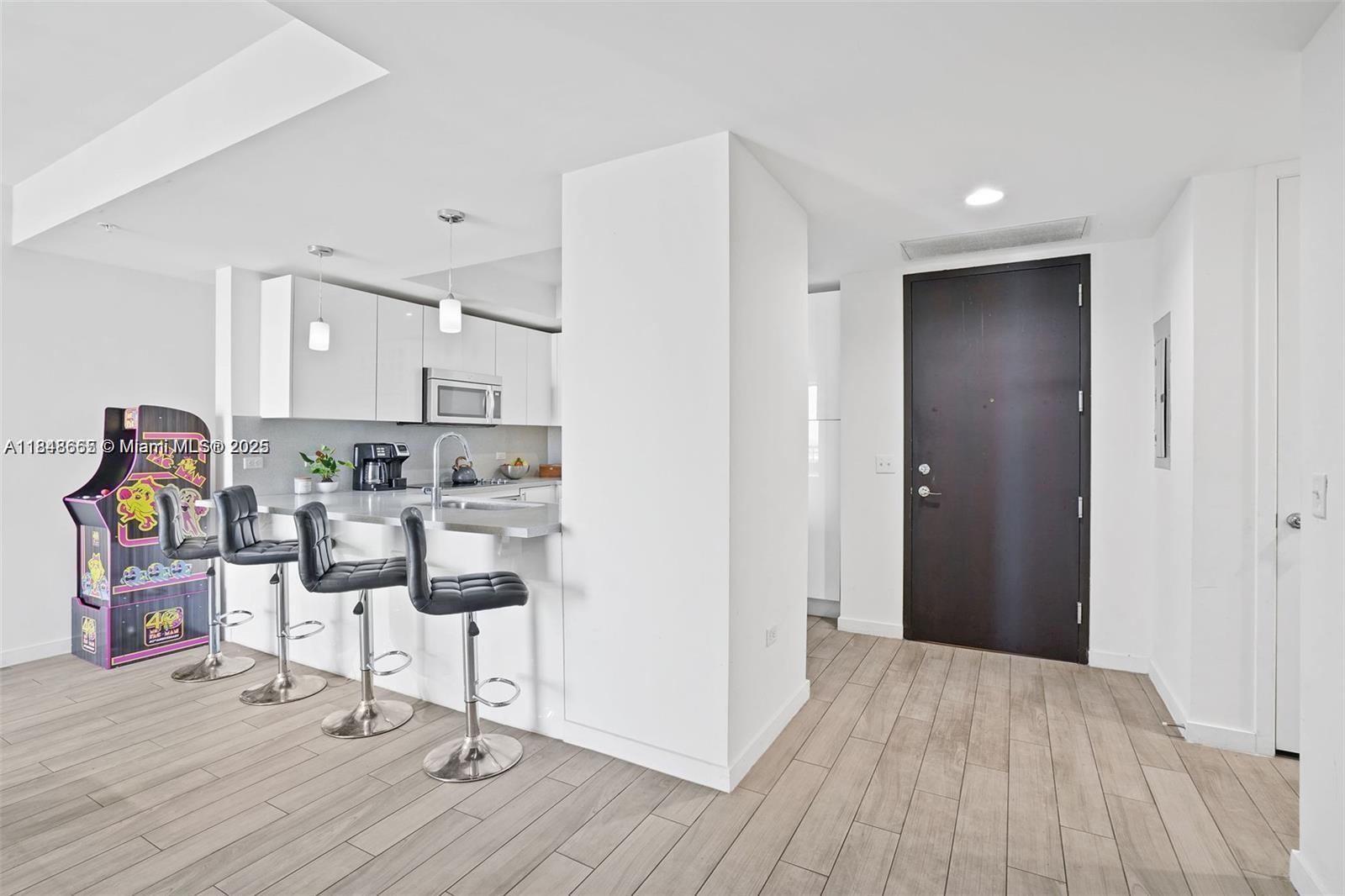 Property photo # 9