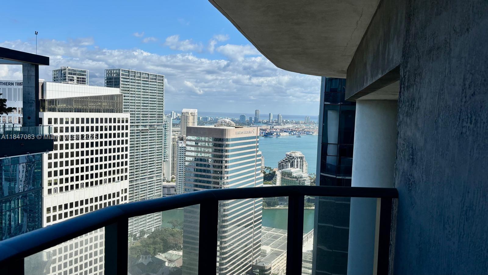 801 S Miami Ave #4706, Miami FL 33130