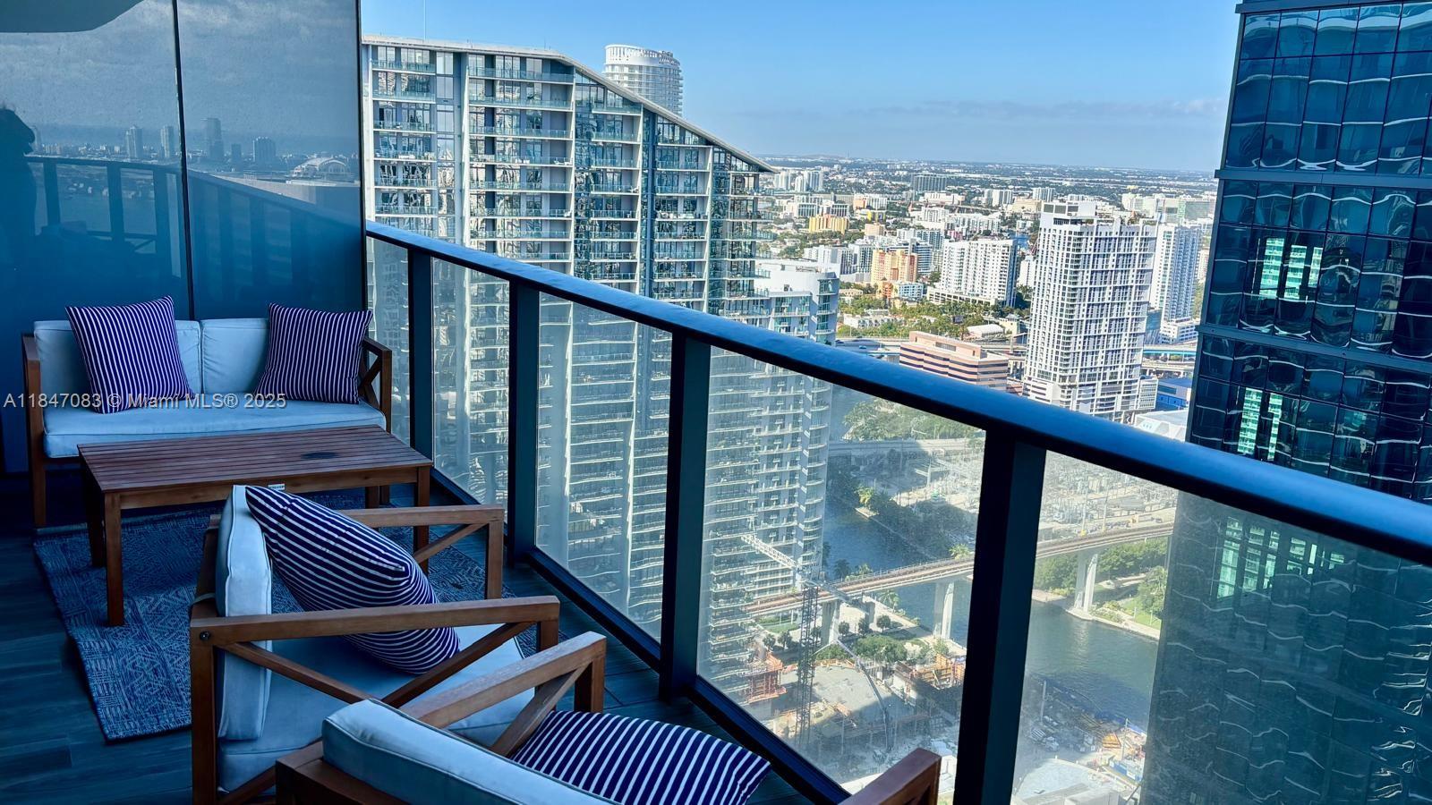801 S Miami Ave #4706, Miami FL 33130