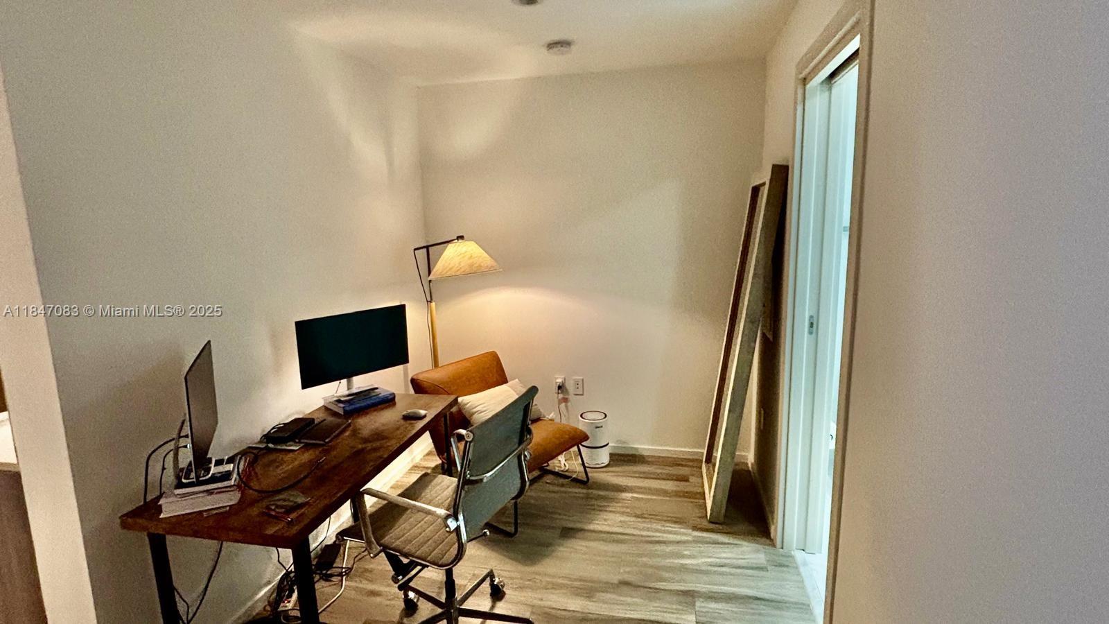 801 S Miami Ave #4706, Miami FL 33130