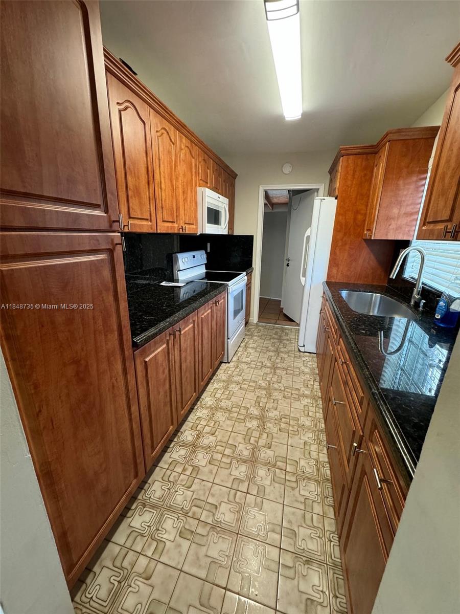 Property photo # 4
