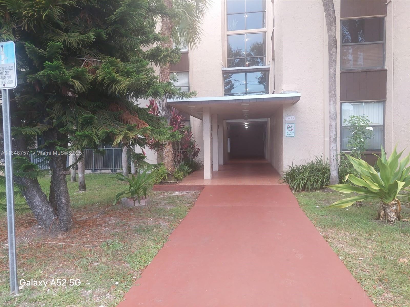 Property photo # 0