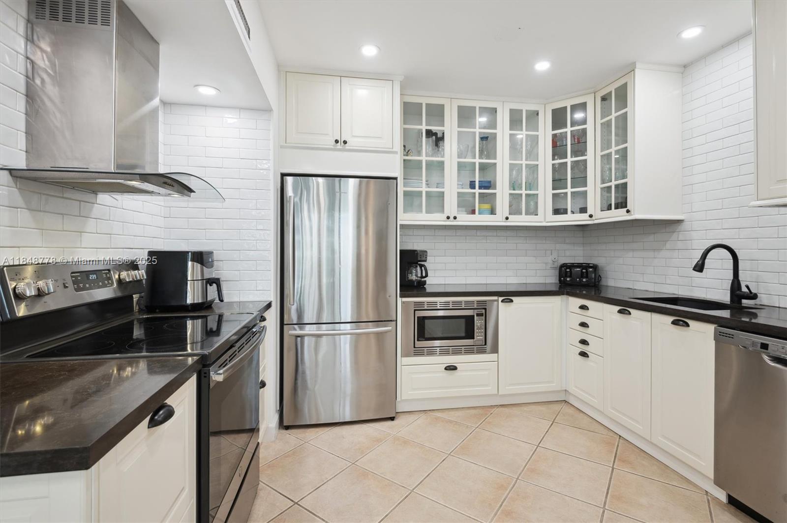 Property photo # 9
