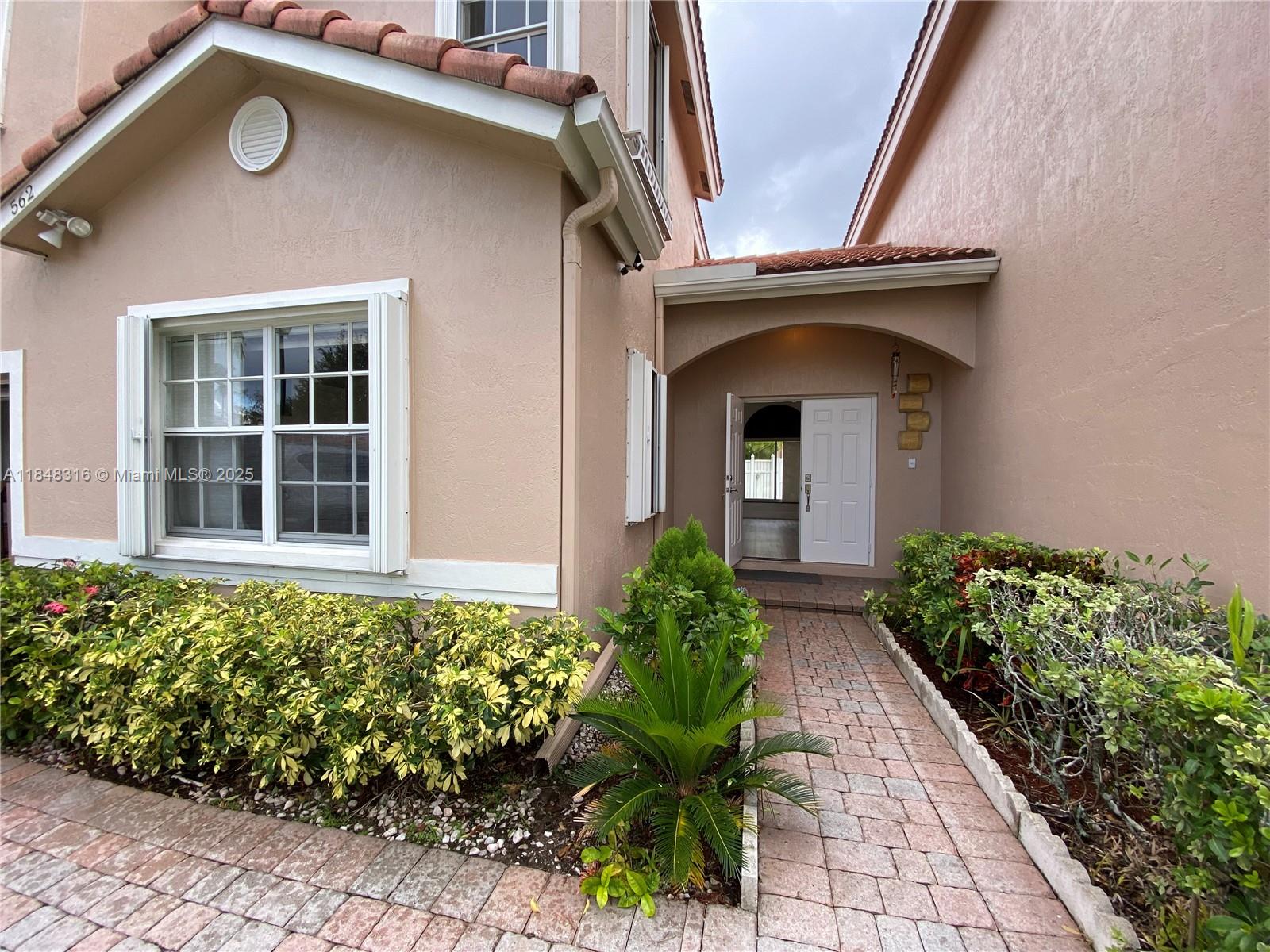 Property photo # 1