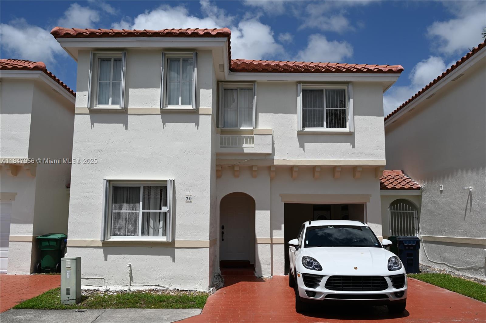 Property photo # 0