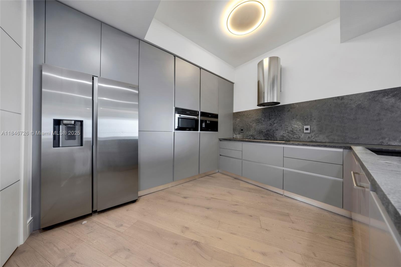 Property photo # 7
