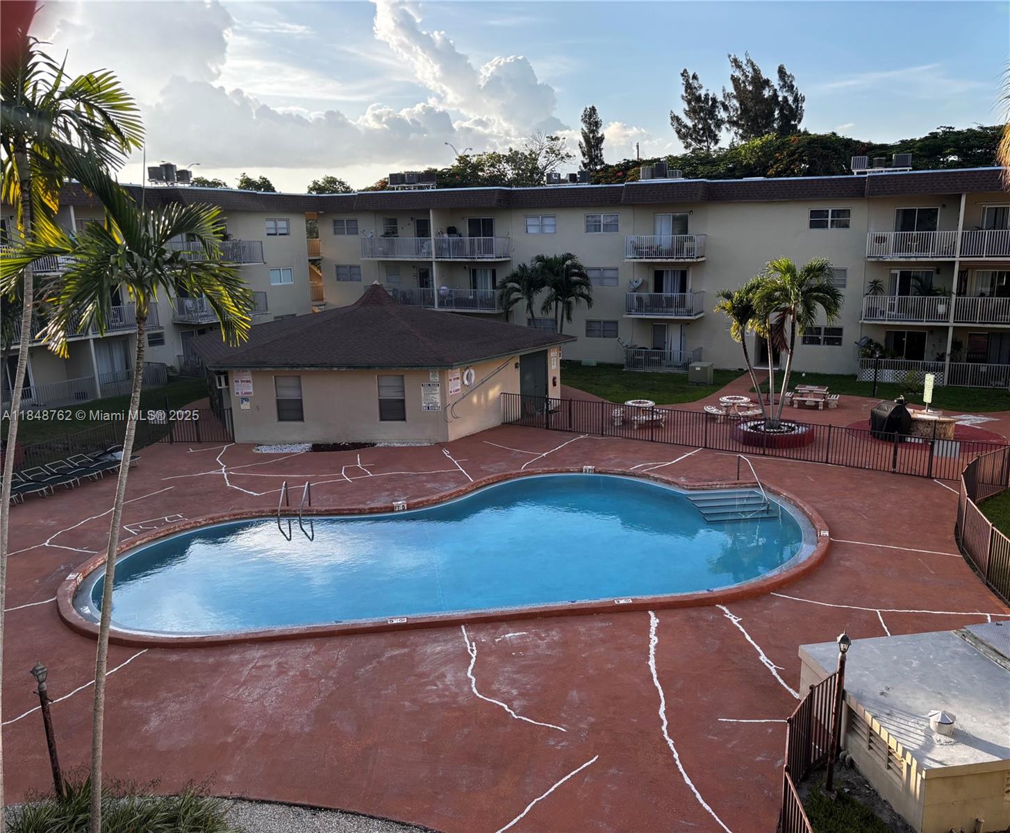 Property photo # 2