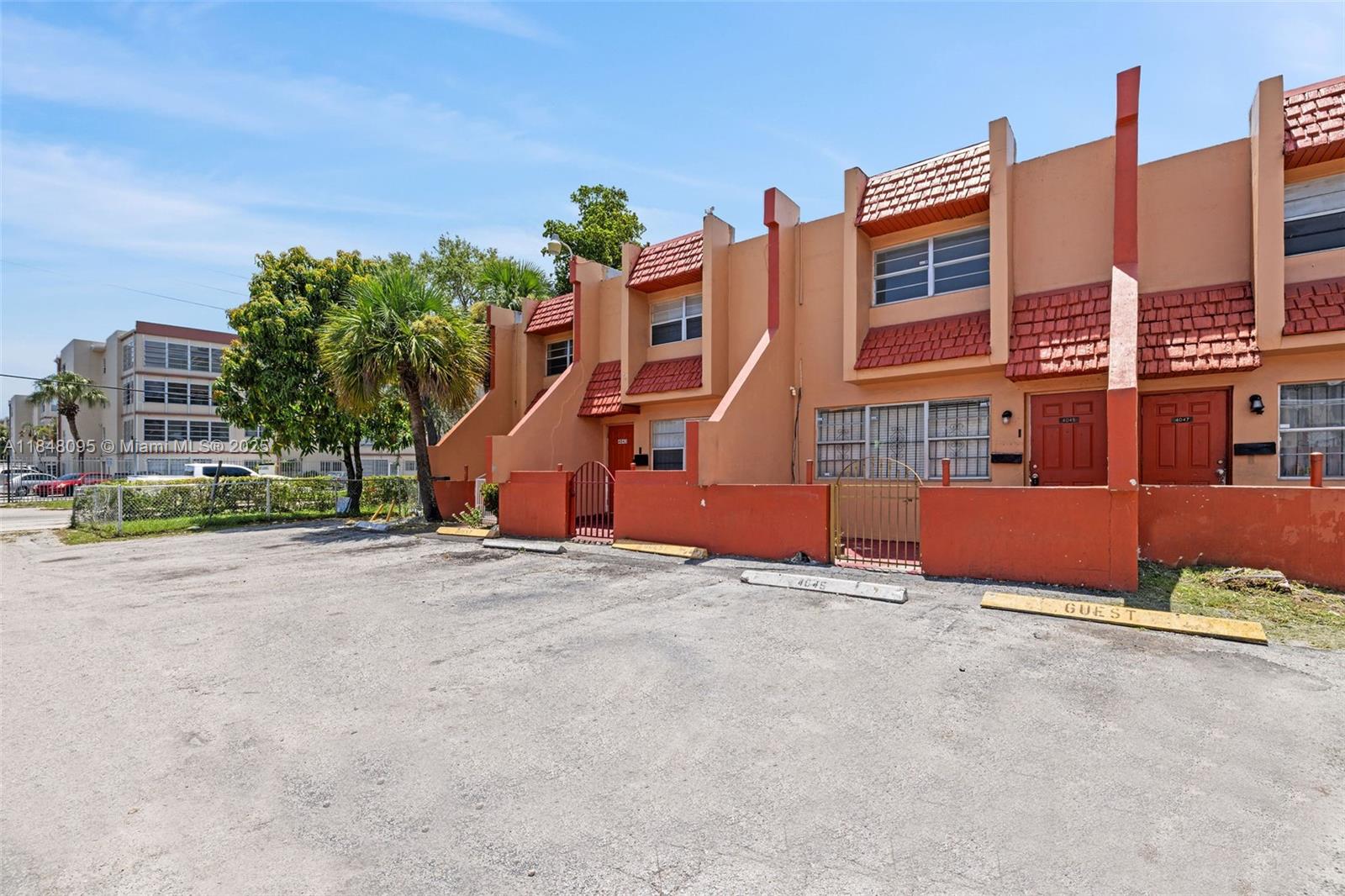 Property photo # 0
