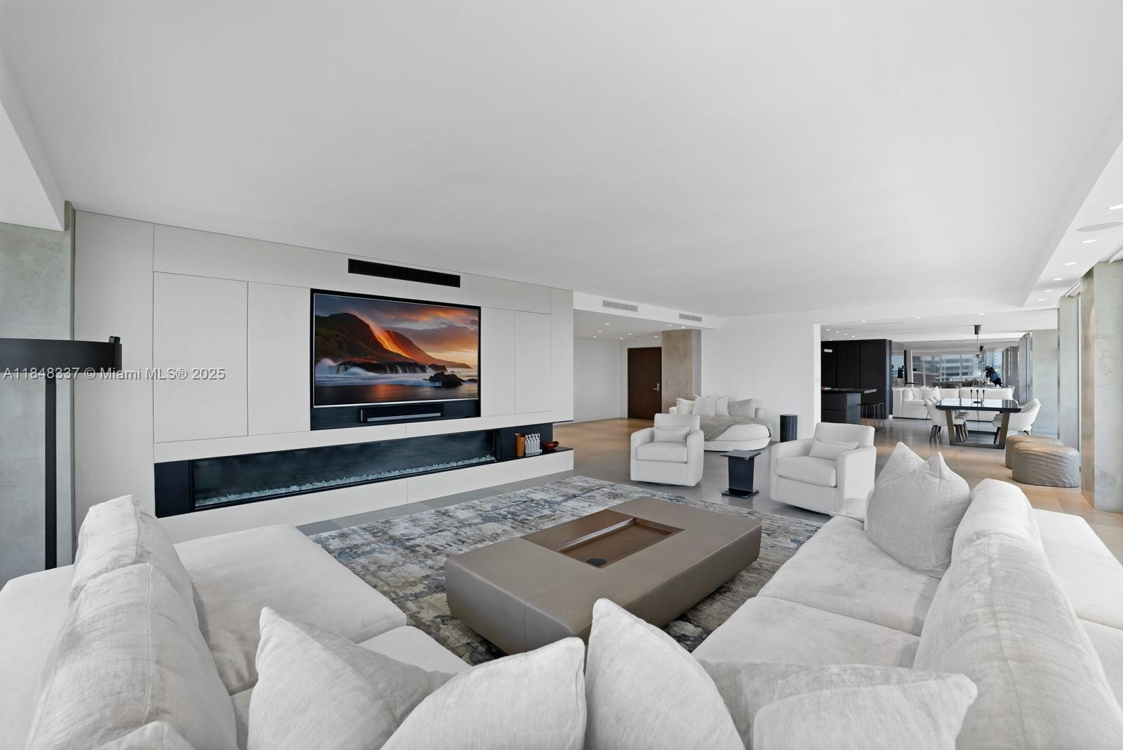 10155 Collins Ave Unit 1710, Bal Harbour, Florida 33154