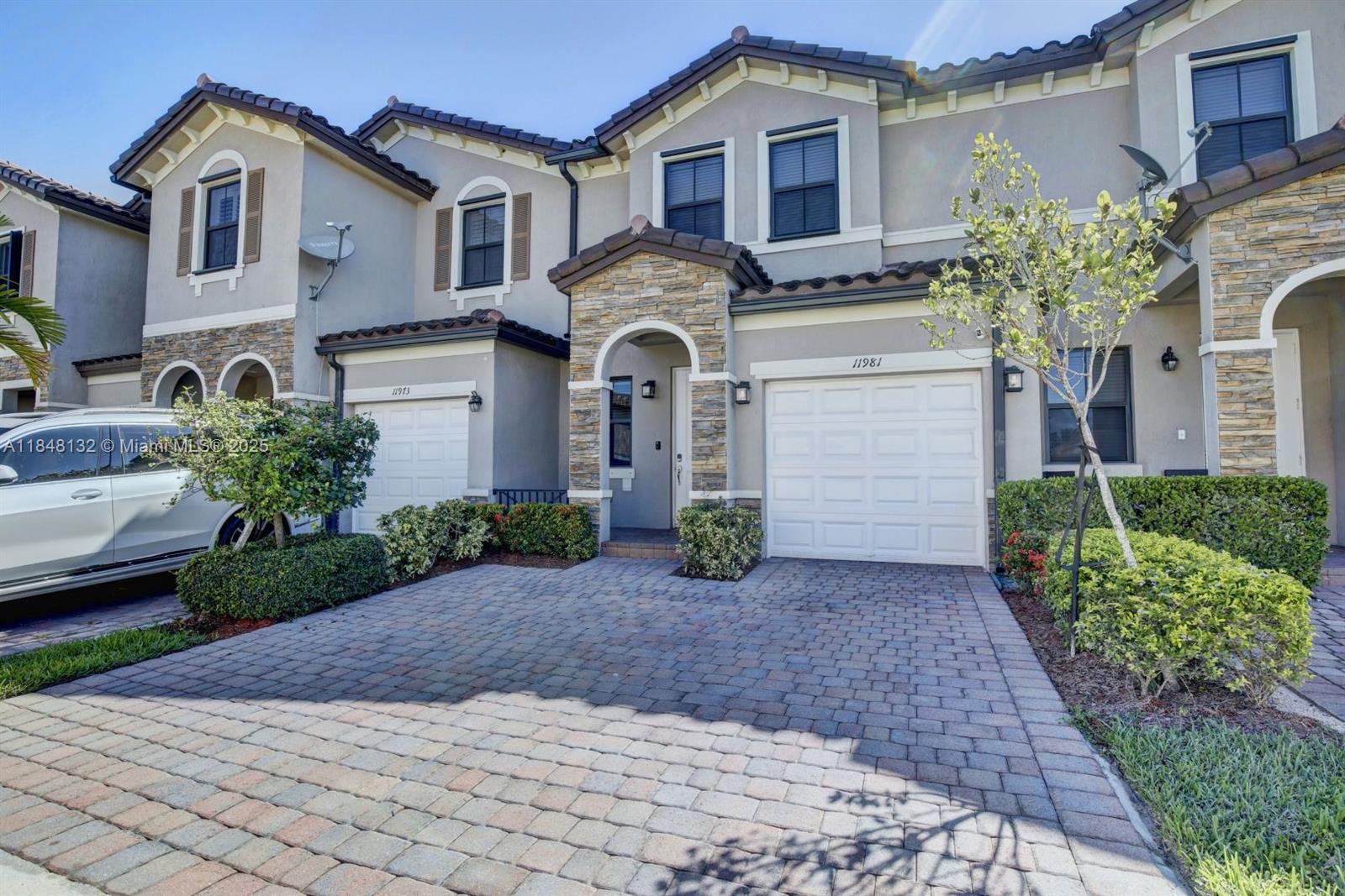 Property photo # 6