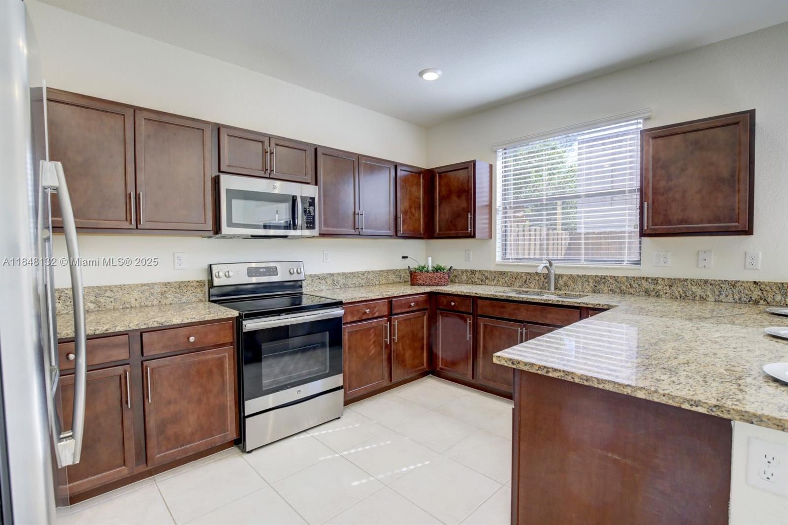 Property photo # 3