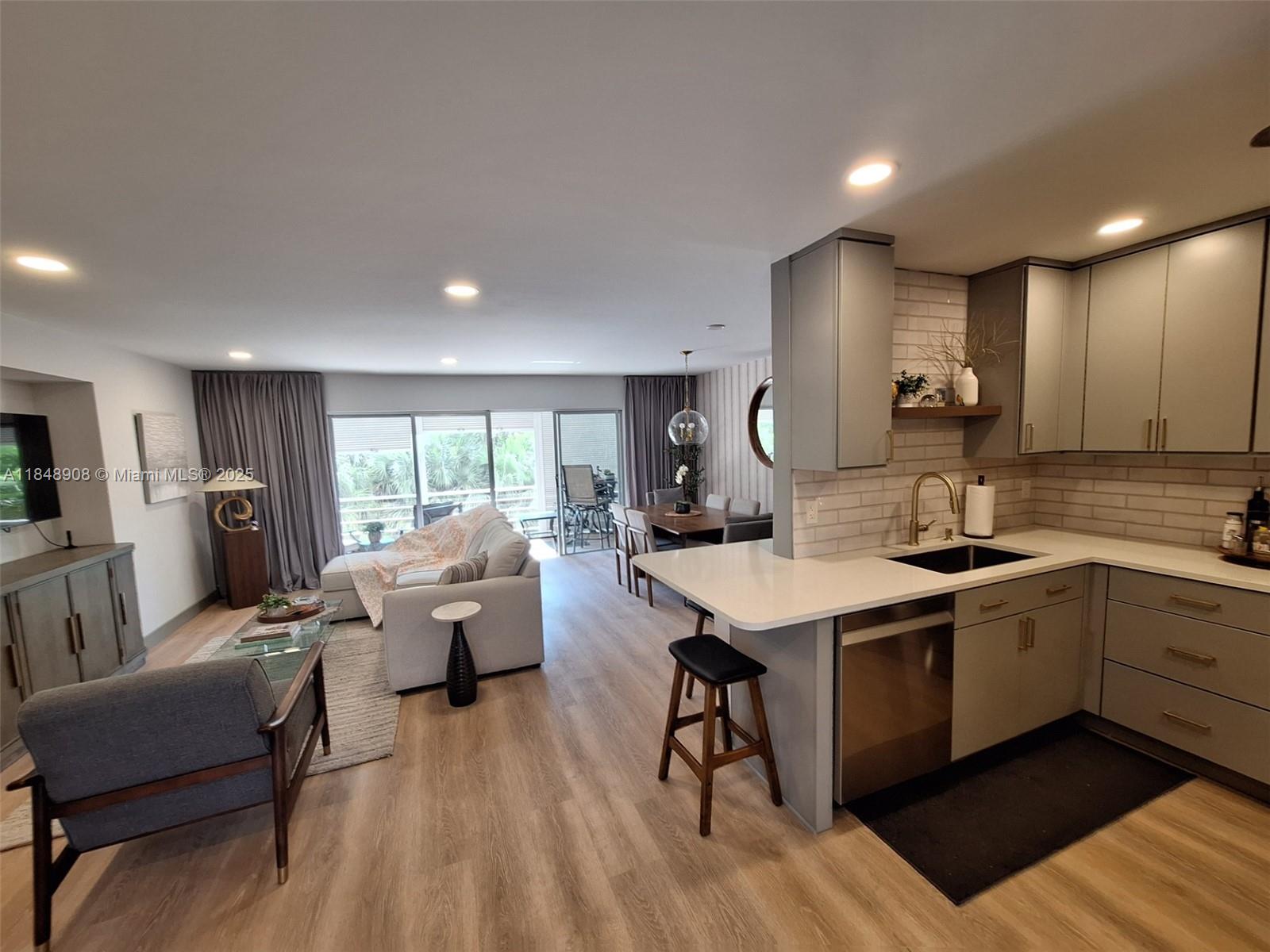 Property photo # 8