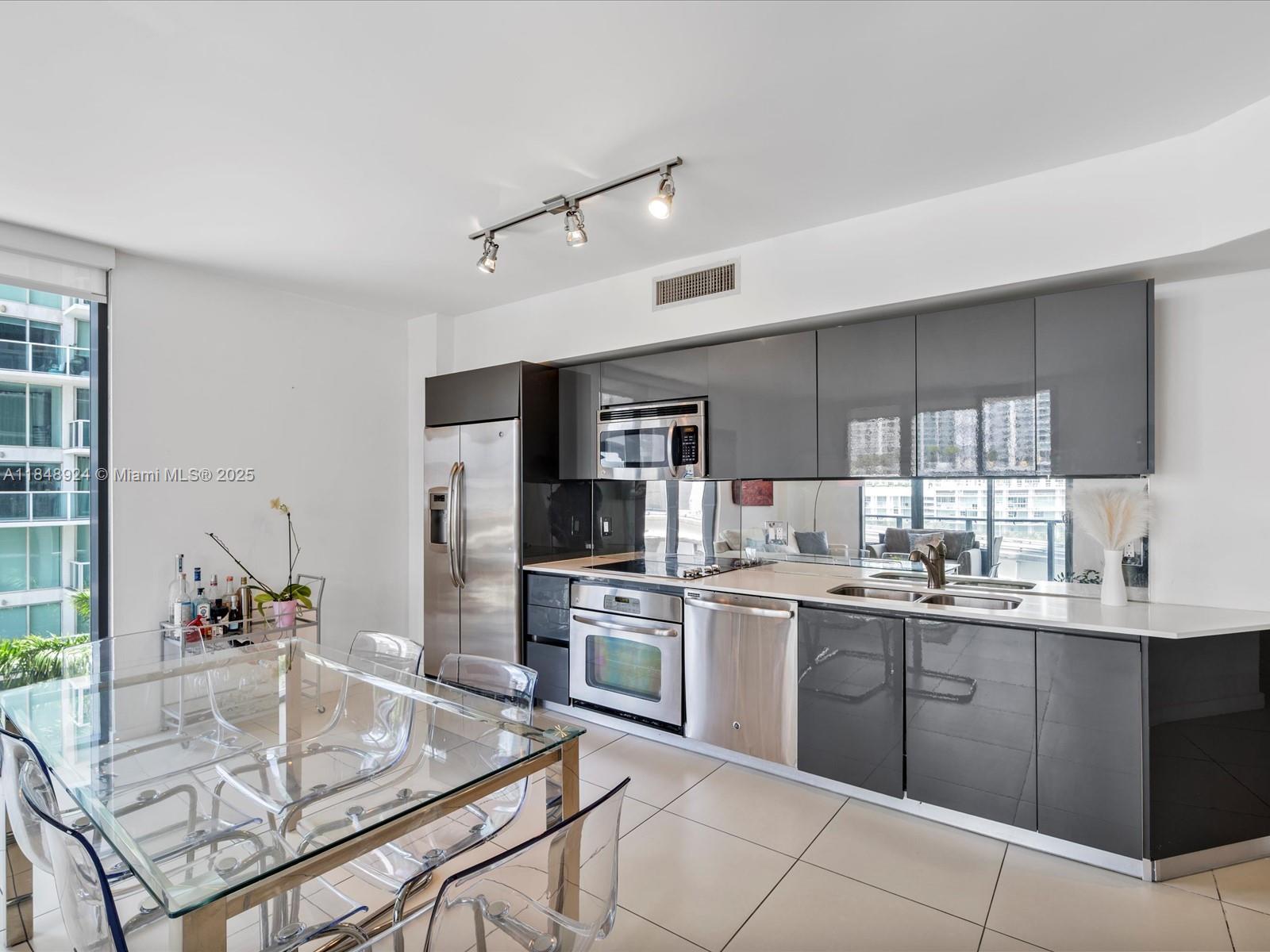 Property photo # 2