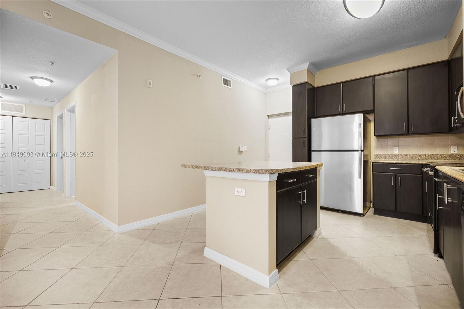 Property photo # 6