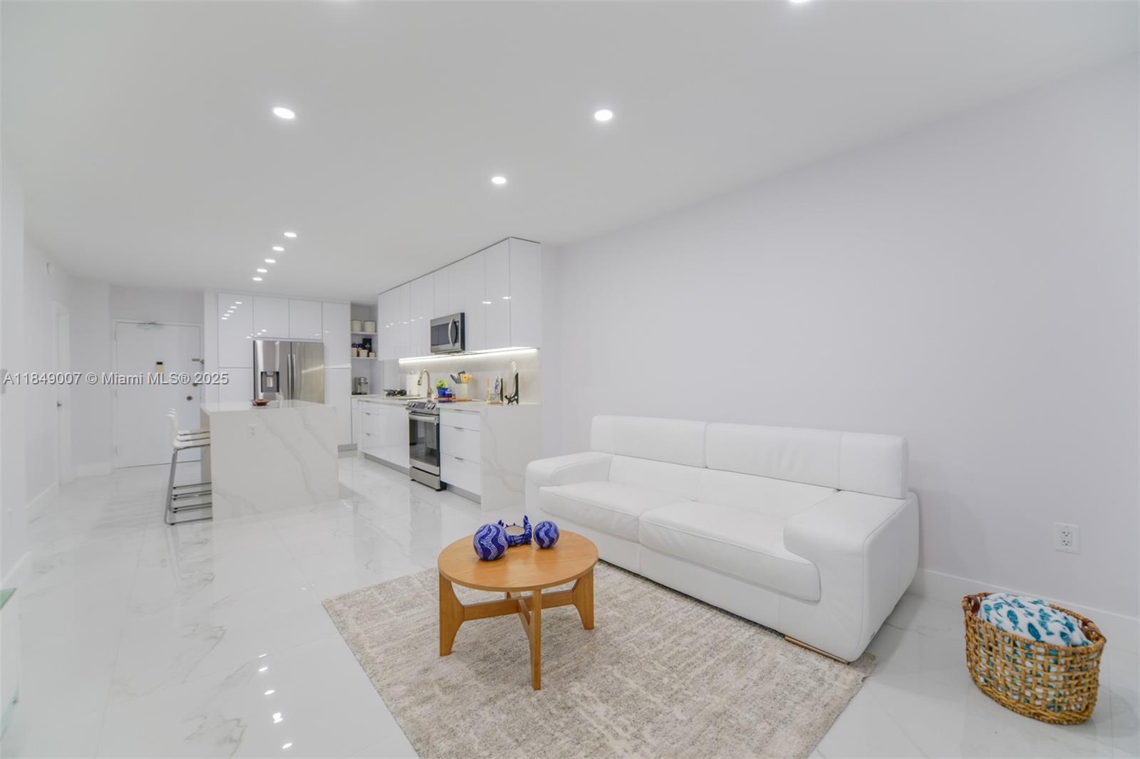 Property photo # 9