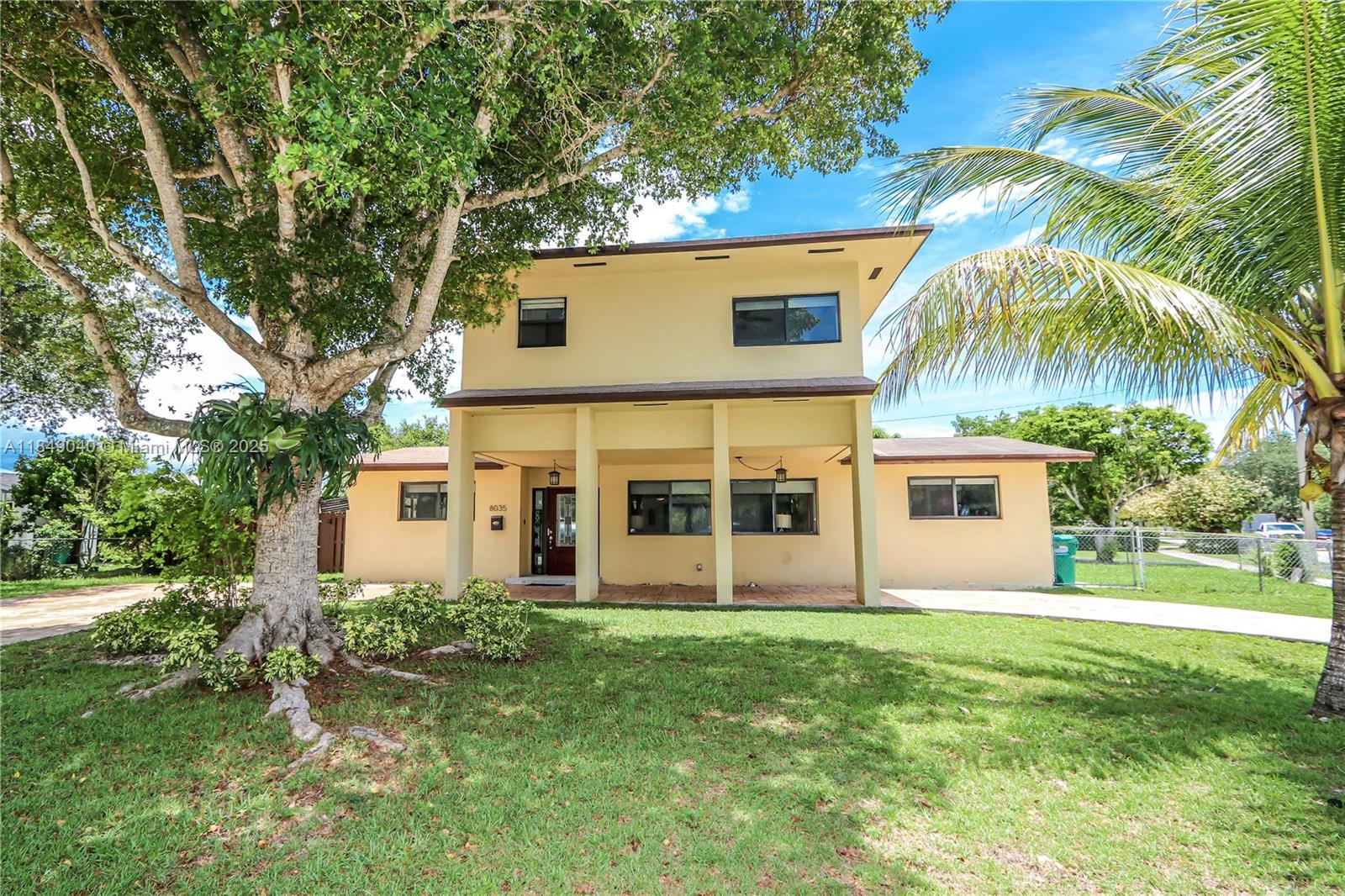 Property photo # 8