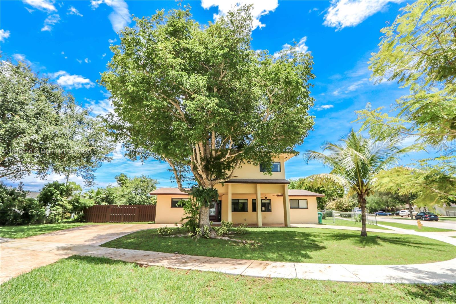 Property photo # 6