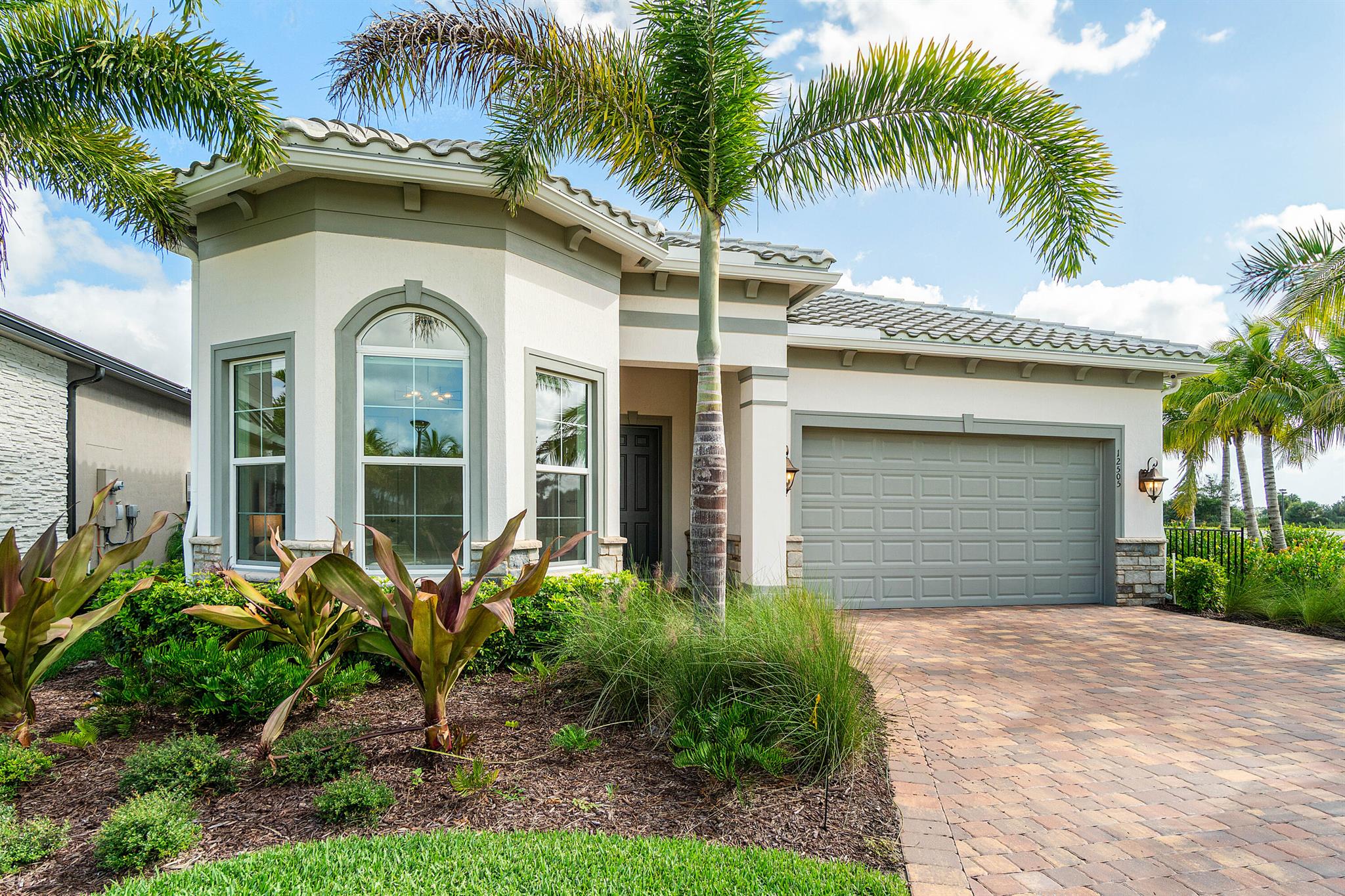 Image to showcase the property located at 12505 Triumph Lane