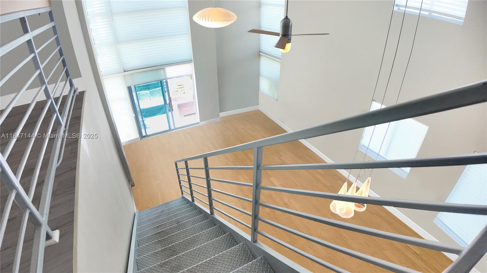 7744 Collins Ave 21