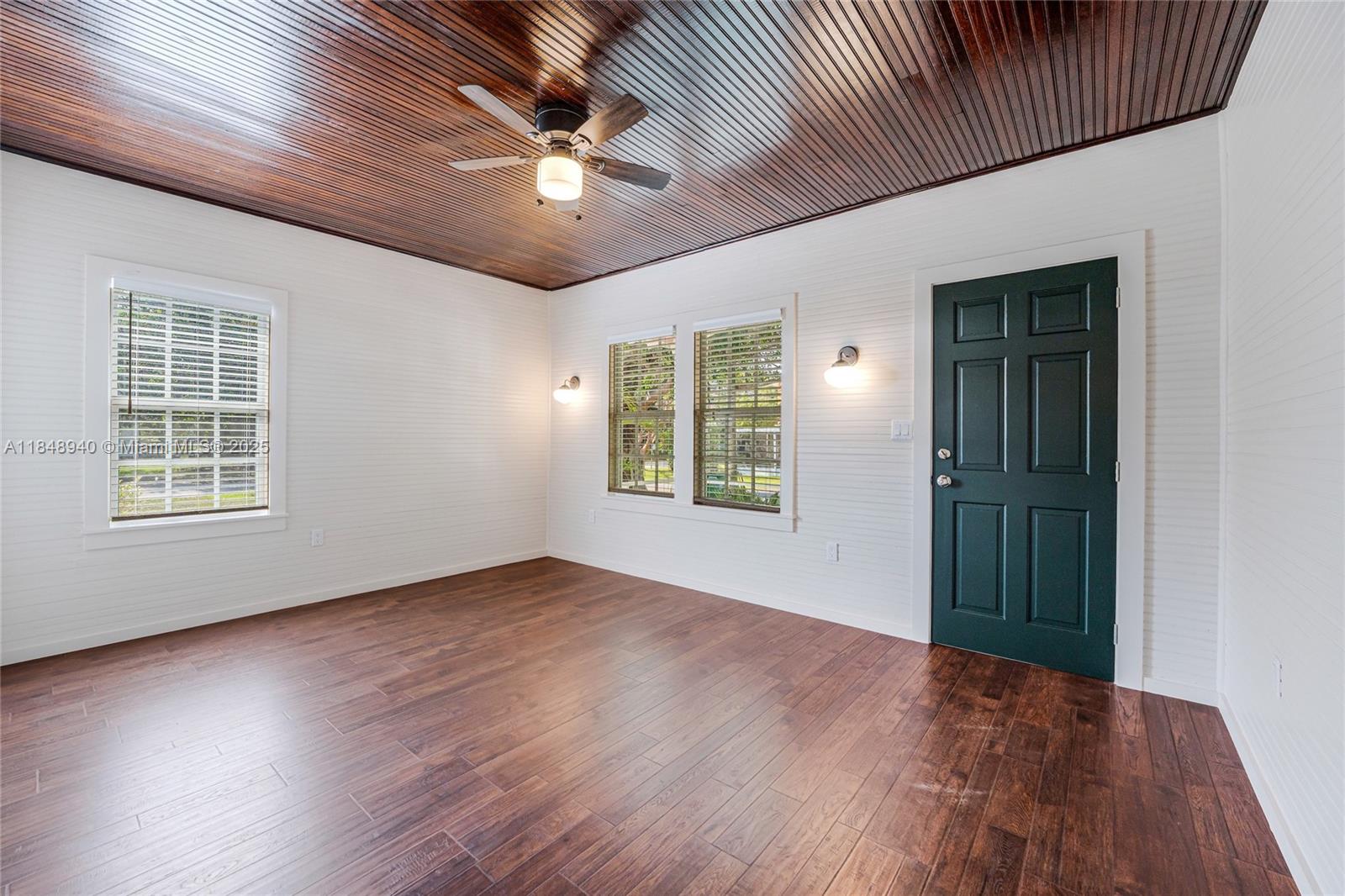 Property photo # 3