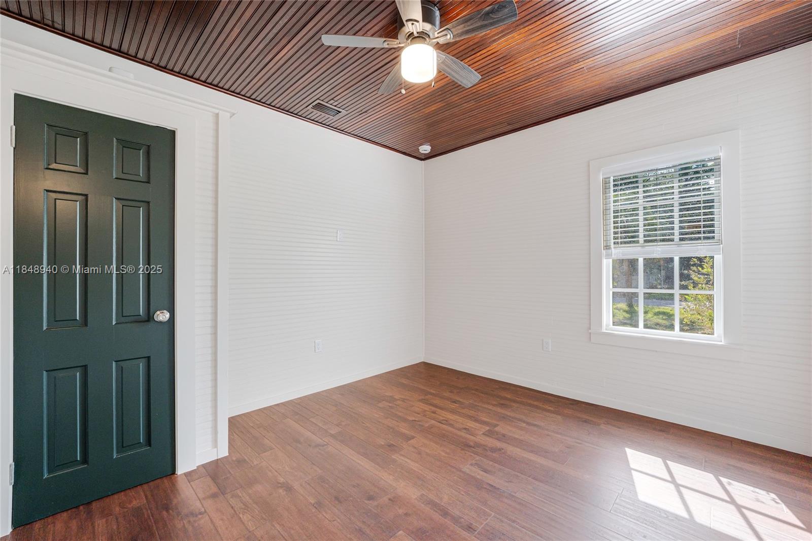 Property photo # 7