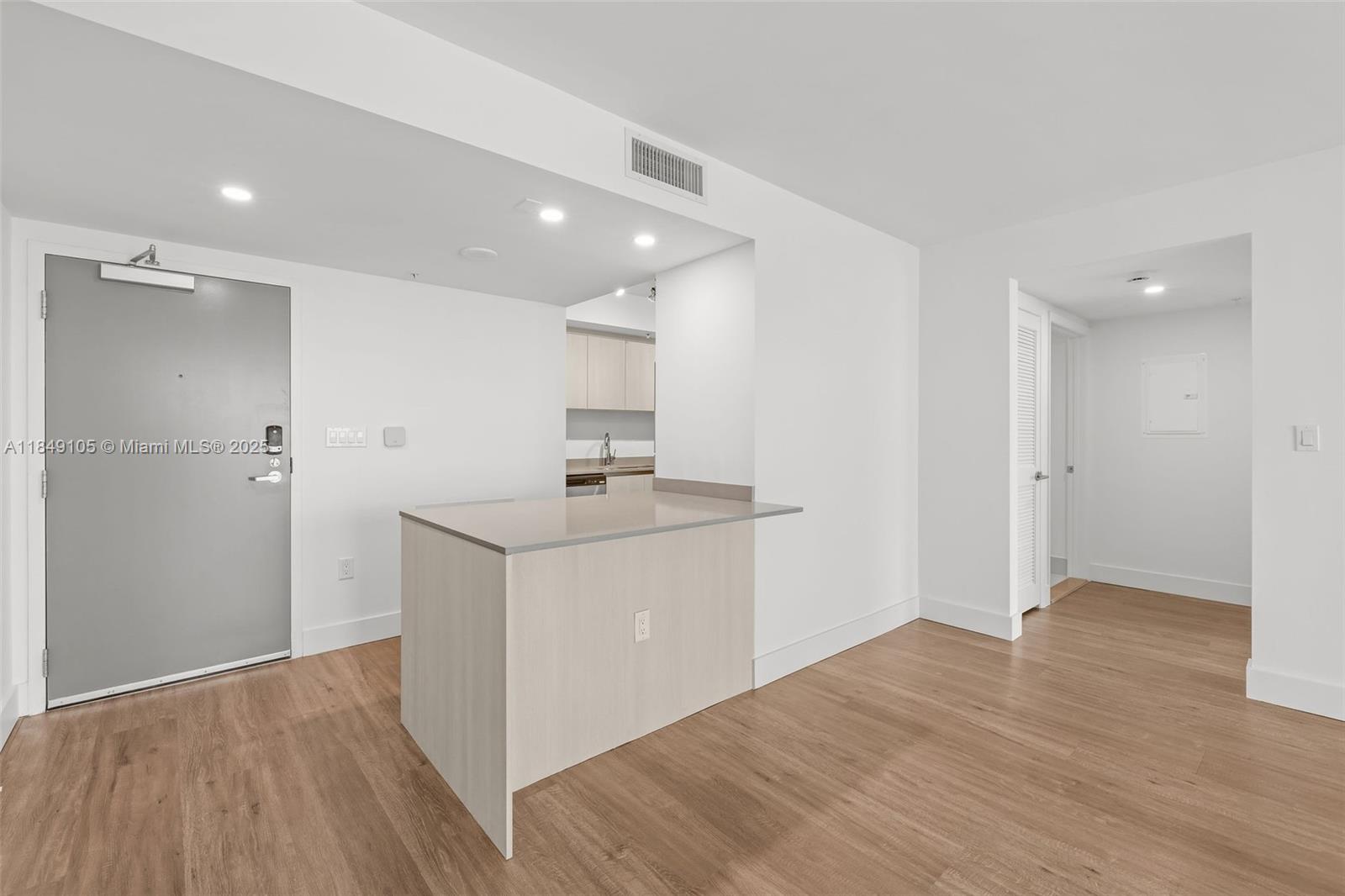 Property photo # 7