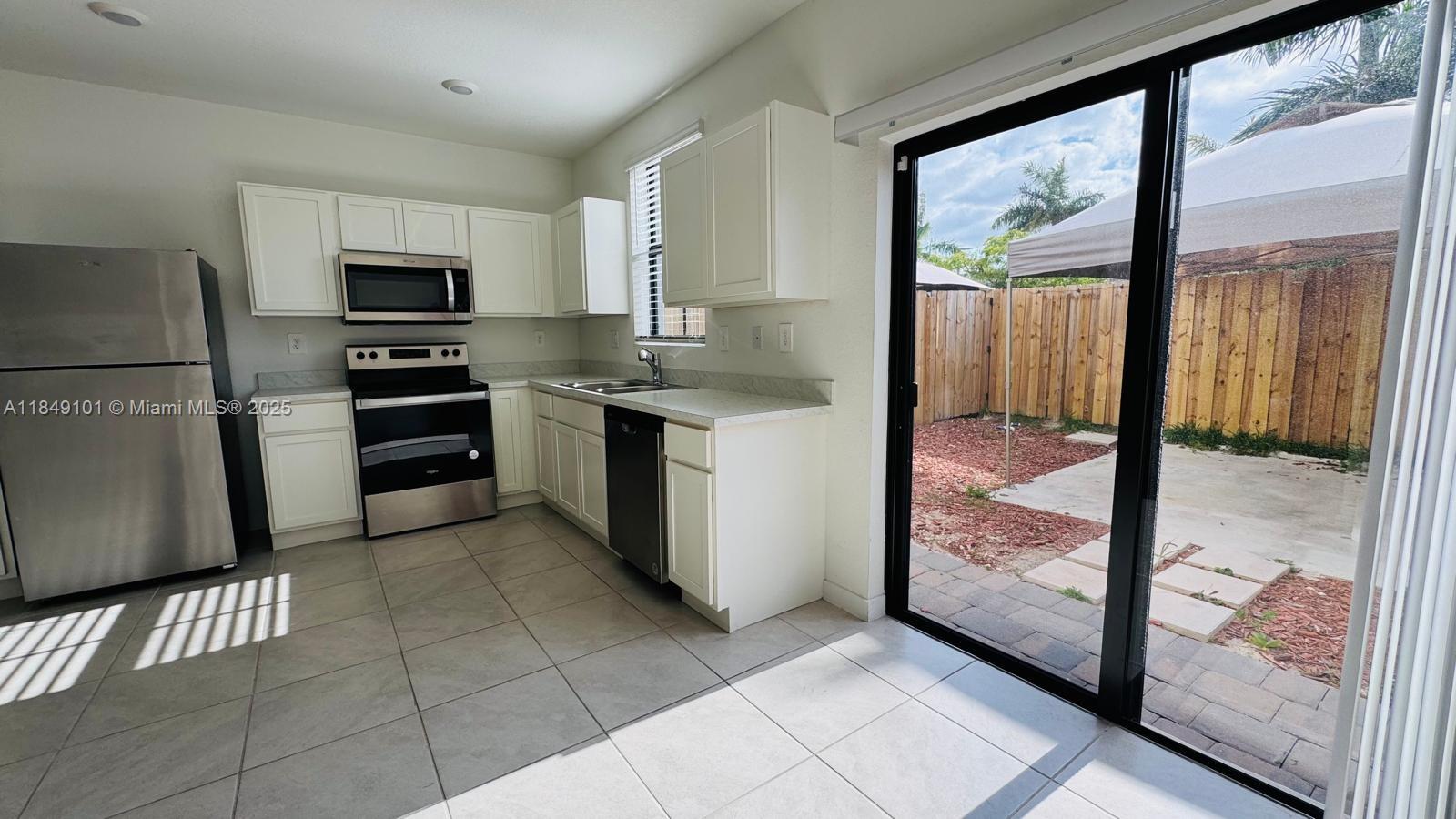 Property photo # 8