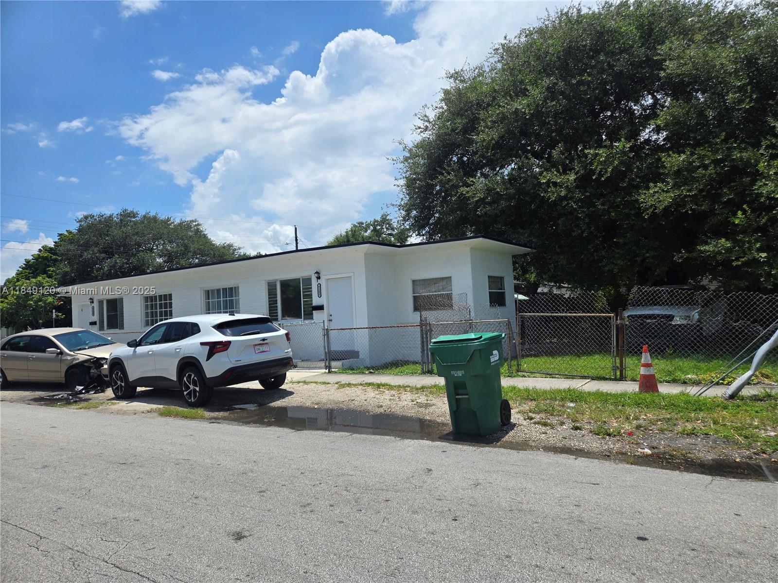 Property photo # 4