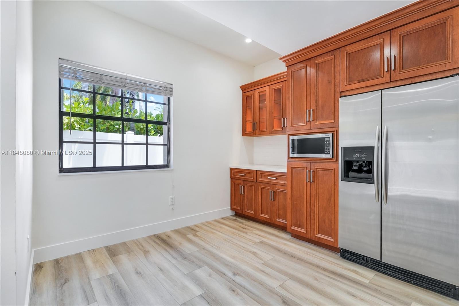 Property photo # 6