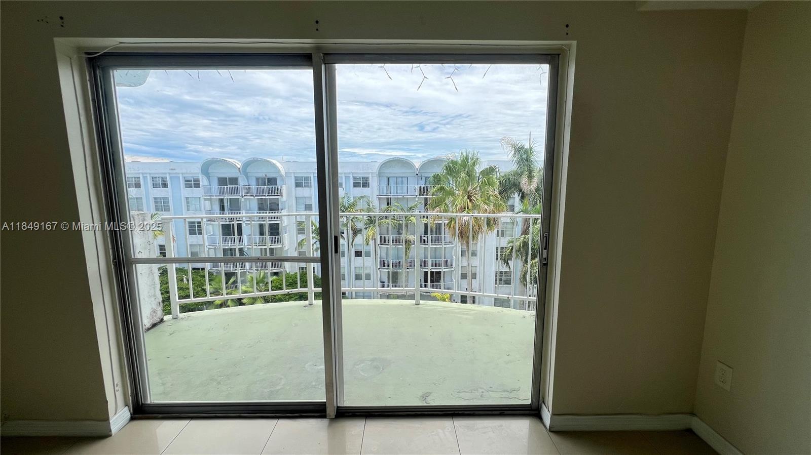 Property photo # 4