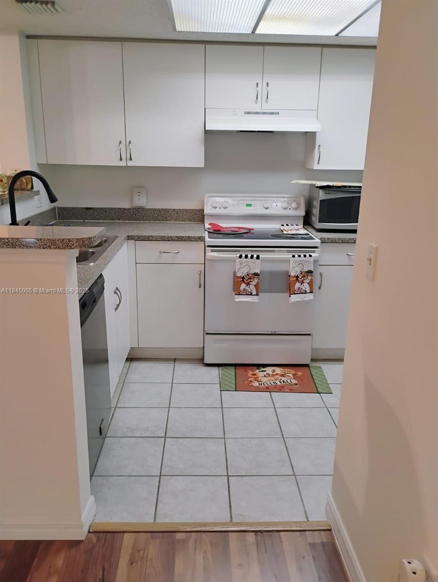 Property photo # 2