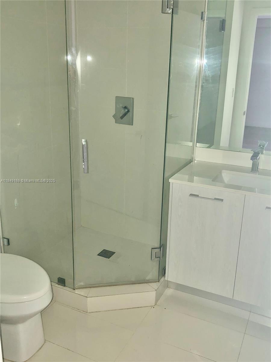 55 SW 9th St #1704, Miami FL 33130