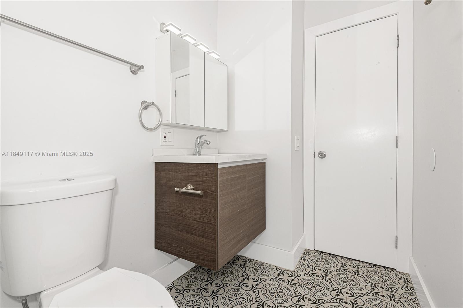 Property photo # 7