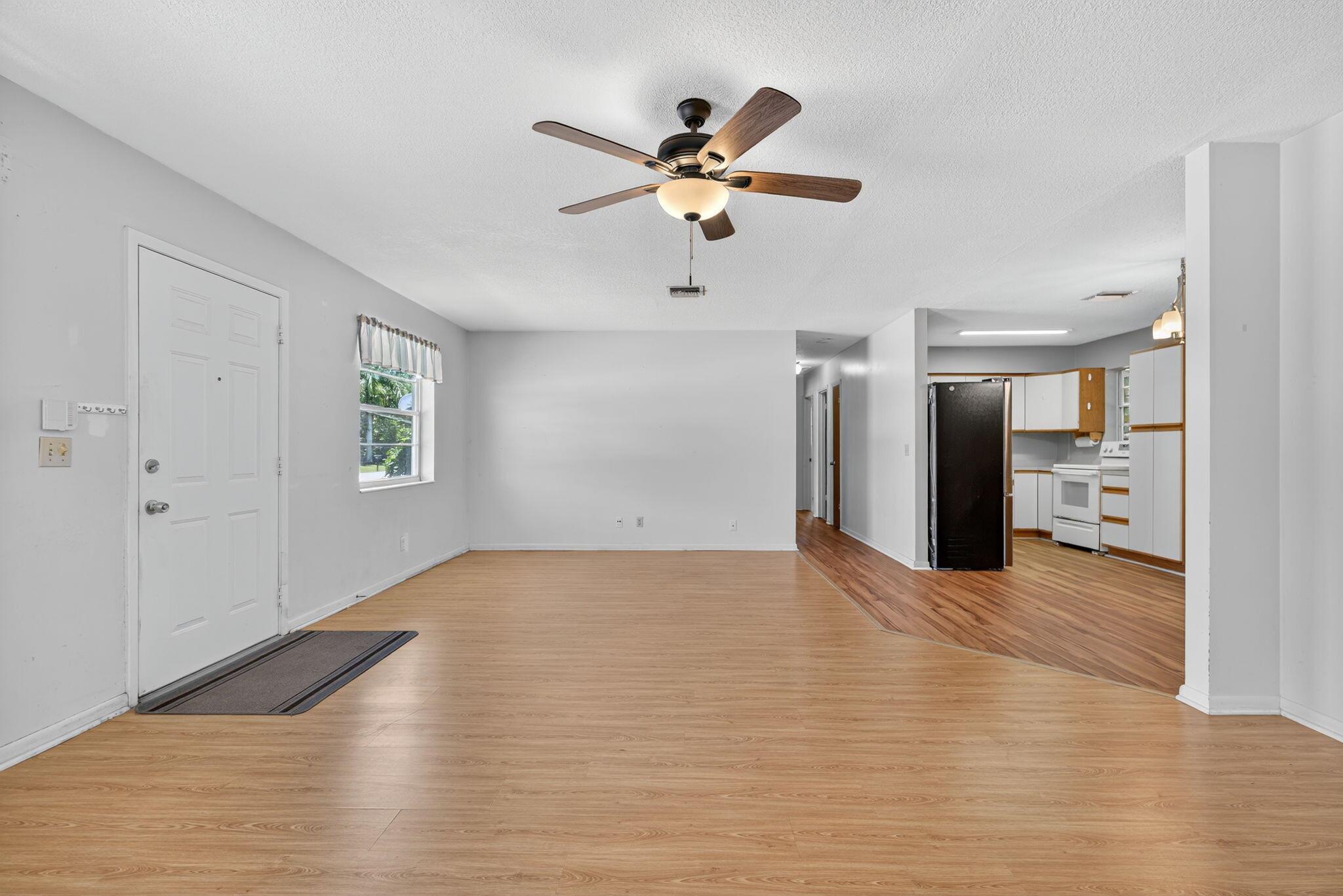 Image to showcase the property located at 1208 Cherokee Street