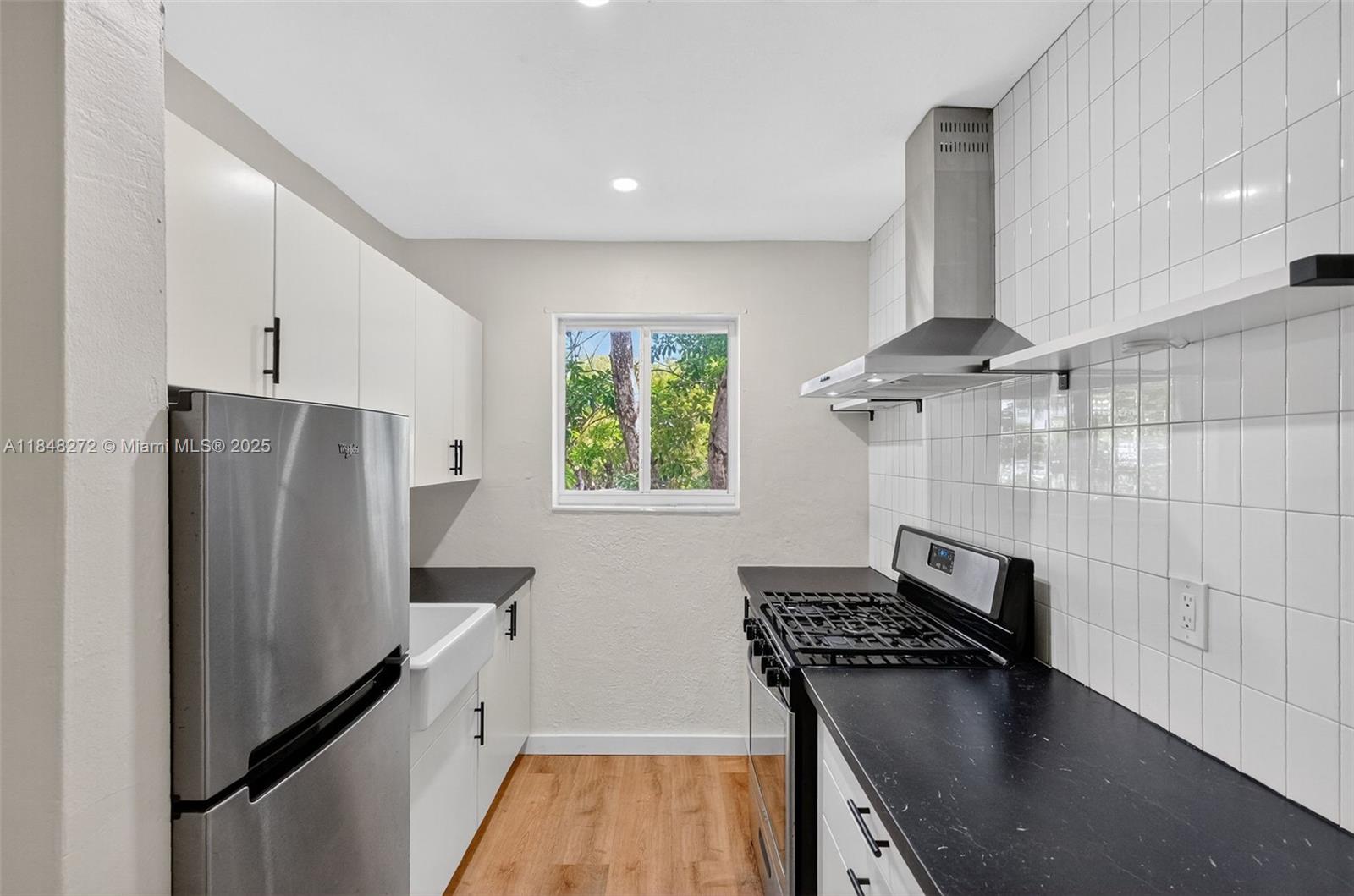 Property photo # 4