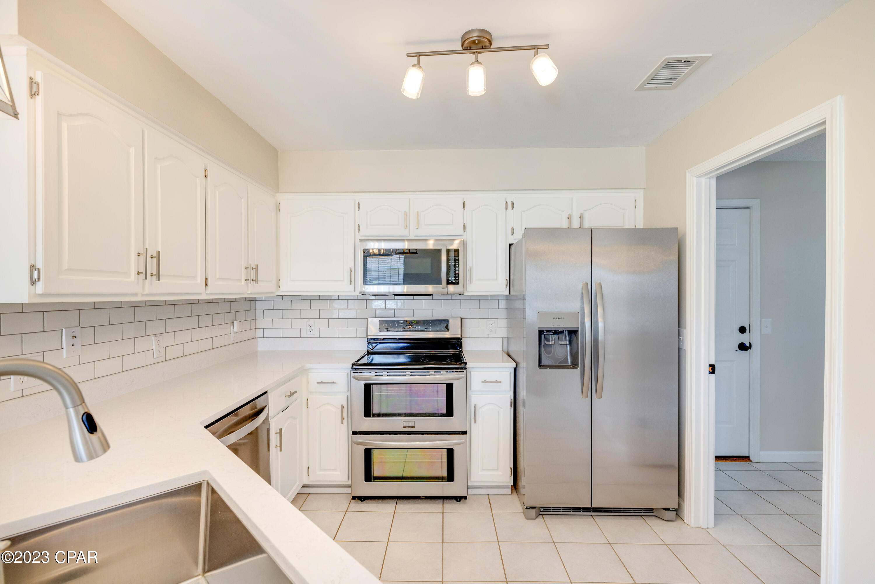 Image 19 For 108 Leeward Way