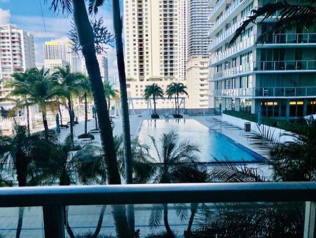 79 SW 12th St #1010, Miami FL 33130