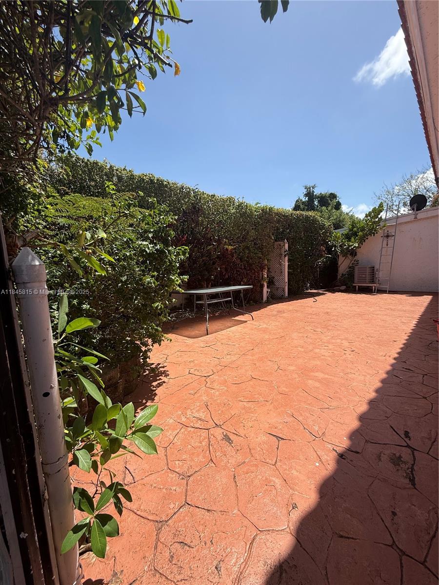 Property photo # 4
