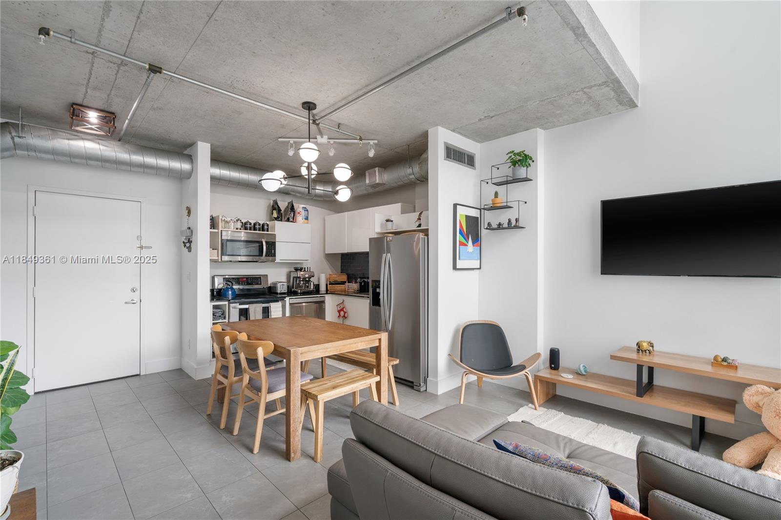 Property photo # 2