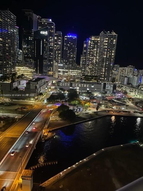 350 S Miami Ave #PH2-06, Miami FL 33130