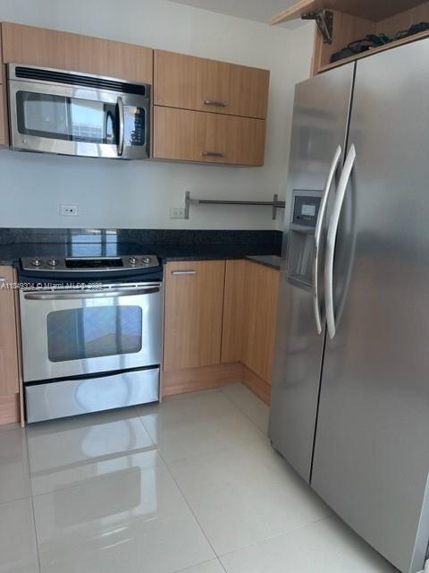 350 S Miami Ave #PH2-06, Miami FL 33130