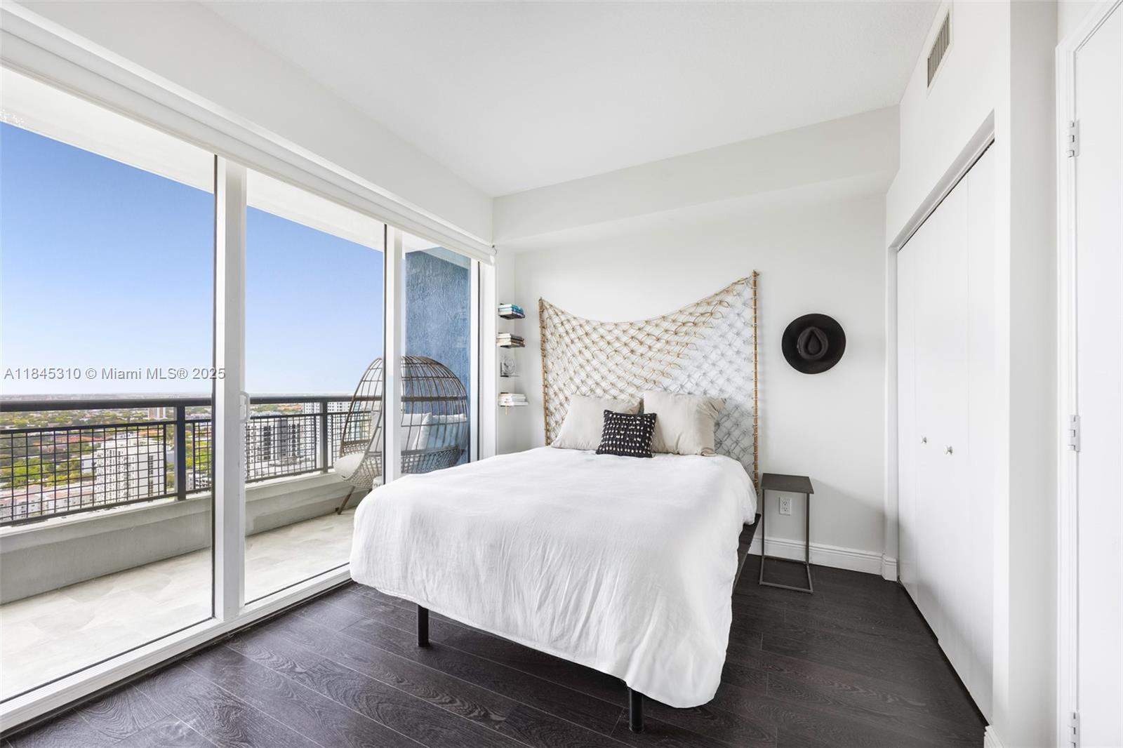 Property photo # 8