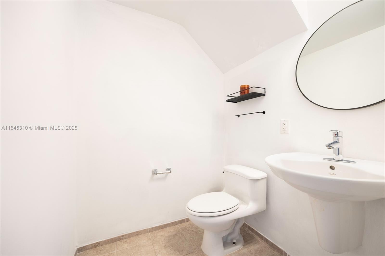 Property photo # 6